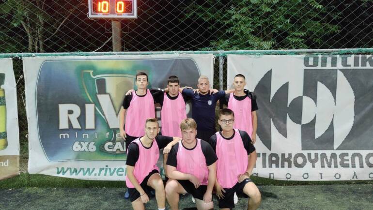 ΚΥΡΙΑΡΧΙΚΗ ΠΡΕΜΙΕΡΑ ΑΠΟ MOUKOUNTIDES