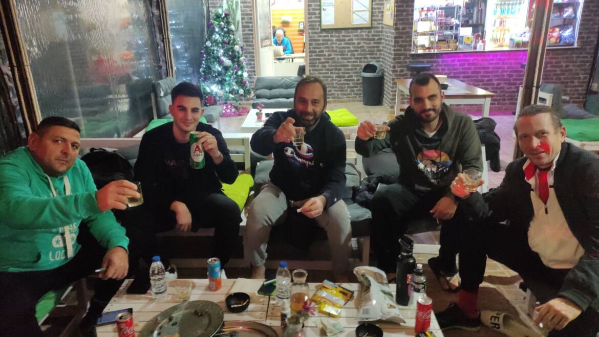 ΣΤΗΝ RIVER PREMIER LEAGUE 8X8 OI OLD HOGS