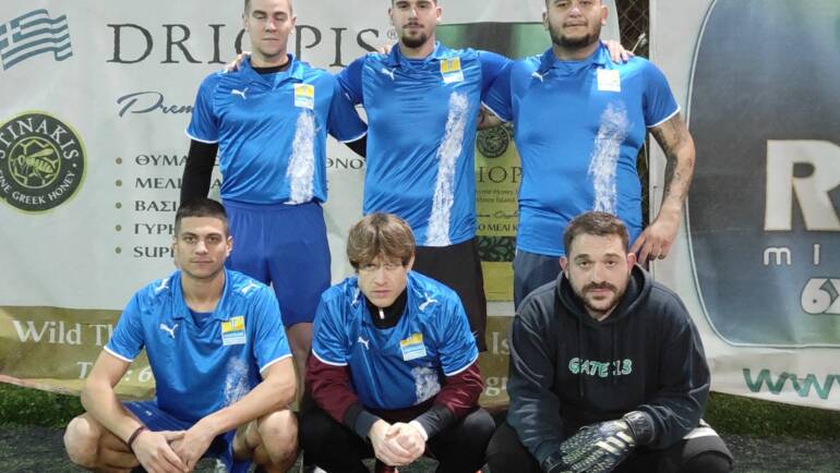 ΟΙ ΣΤΑΥΡΟΦΟΡΟΙ ΠΡΟΕΛΑΝΟΥΝ