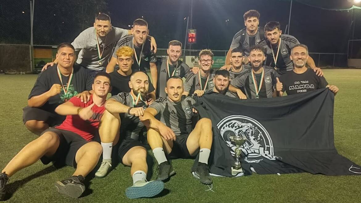 ΑXΤΥΠΗΤΗ BLACK MAMBA ΤΑ ΣΑΡΩΝΕΙ ΟΛΑ